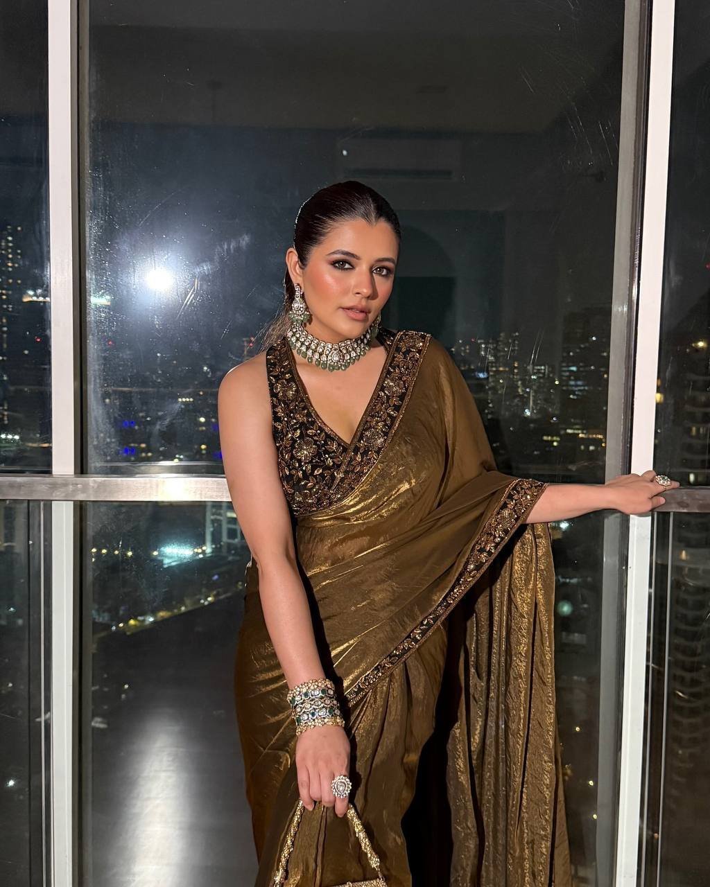 Women’s Luxe Olive-Gold Silk Saree with Heavily Embellished Blouse & Border – Ideal for Evening, Wedding & Reception Wear