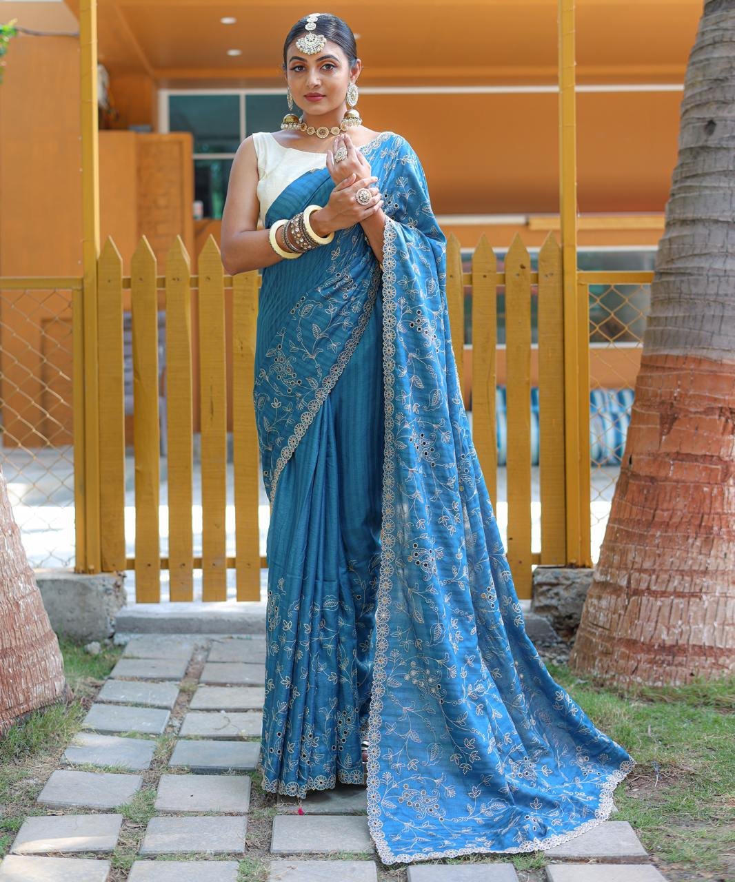 Women's Royal Prussian Blue Georgette Saree with Intricate Silver Thread & Mirror Work Embroidery – Perfect for Festive & Wedding Celebrations - Image 5